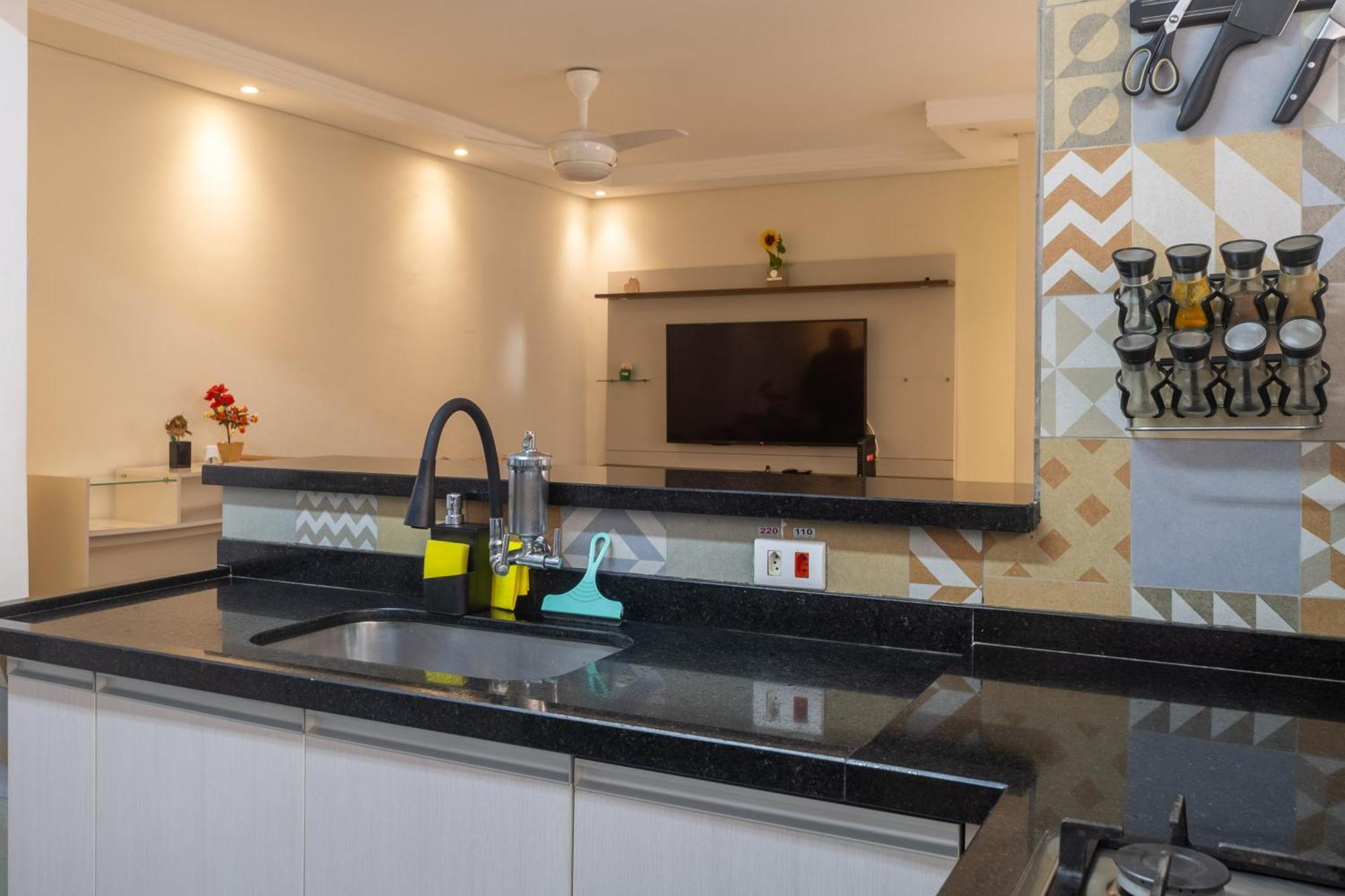 Apto Luxuoso Enseada กัวรูจา ภายนอก รูปภาพ